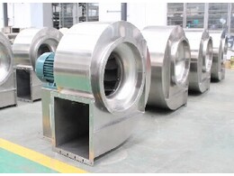 除塵風(fēng)送式噴霧機(jī)運(yùn)作機(jī)理及被廣泛應(yīng)用的場(chǎng)所 鑫風(fēng)風(fēng)機(jī)